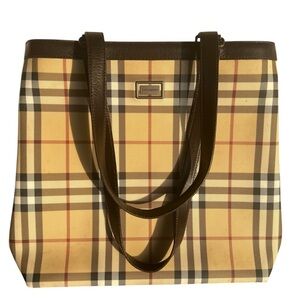 Classic Burberry Nova Check Bag